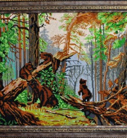 Утро в сосновом лесу>